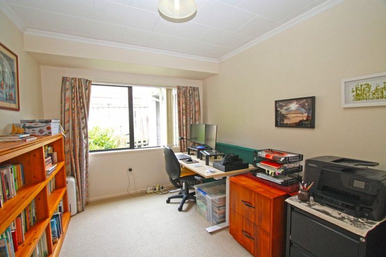 Photo of property in 162a Heta Road, Highlands Park, New Plymouth, 4312