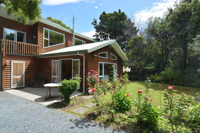 Photo of property in 33 Rakiura Parade, Otatara, Invercargill, 9879