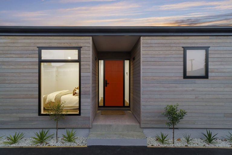 Photo of property in 110 Knowles Street, St Albans, Christchurch, 8052