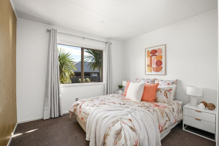 Photo of property in 10 Waenga Drive, Cromwell, 9310