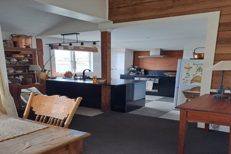 Photo of property in 2/30 Harrison Street, Whanganui, 4500