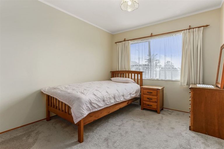Photo of property in 10 Ceramco Place, Torbay, Auckland, 0630