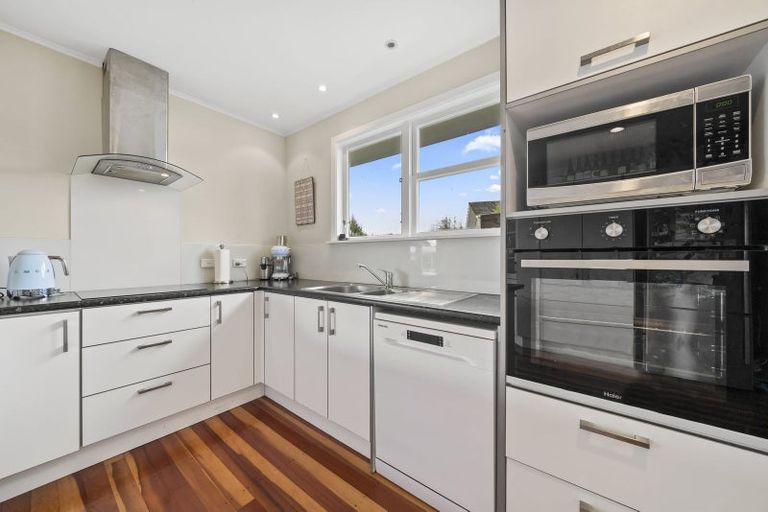 Photo of property in 26 Ruru Crescent, Heretaunga, Upper Hutt, 5018