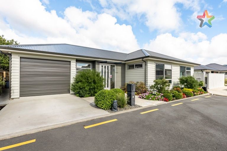 Photo of property in 5 Tarata Lane, Avalon, Lower Hutt, 5011