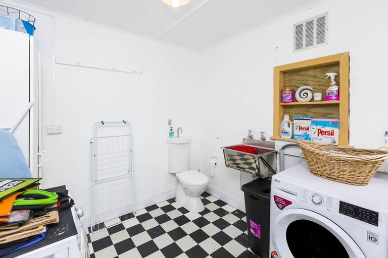 Photo of property in 30 Granville Street, Silverstream, Upper Hutt, 5019