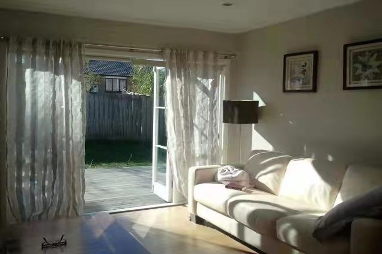 Photo of property in 1/15 Manuka Road, Bayview, Auckland, 0629