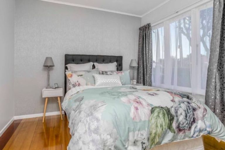 Photo of property in 1/15 Elizabeth Street, Papakura, 2110