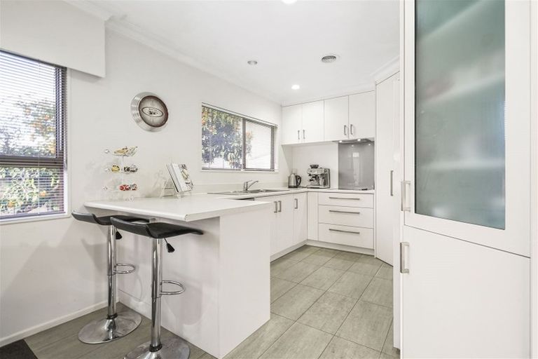 Photo of property in 33 Glen Lynne Avenue, Queenwood, Hamilton, 3210