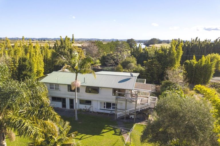 Photo of property in 400a Kumi Road, Awanui, 0486