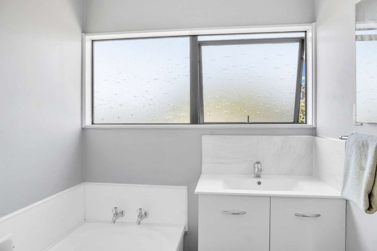 Photo of property in 7 Charisma Court, Kelvin Grove, Palmerston North, 4414