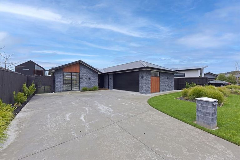 Photo of property in 10 Ruston Lane, Halswell, Christchurch, 8025