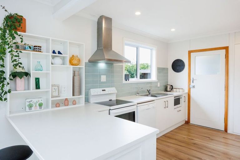 Photo of property in 26 Swansea Street, Hokowhitu, Palmerston North, 4410