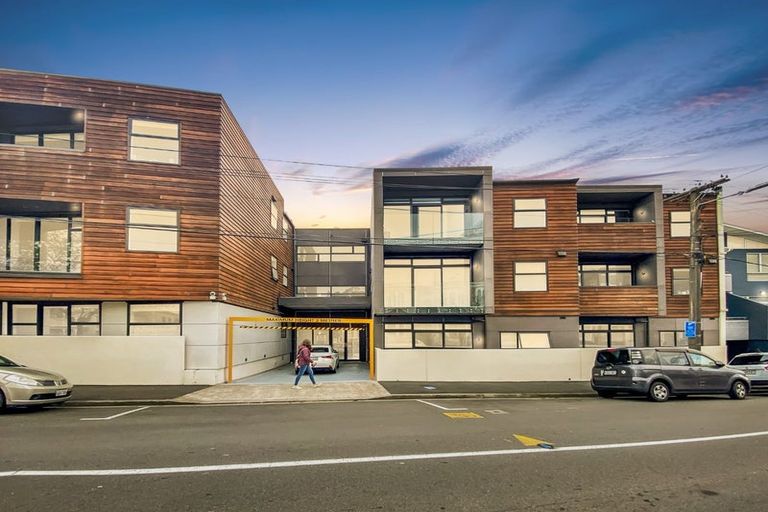 Photo of property in Detroit Apartments, 304/181 Tasman Street, Mount Cook, Wellington, 6021