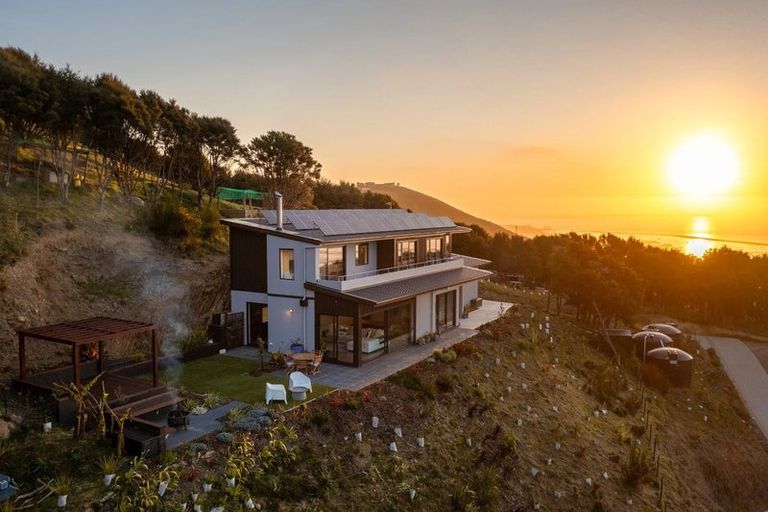 Photo of property in 65 Farleigh Street, Atawhai, Nelson, 7010