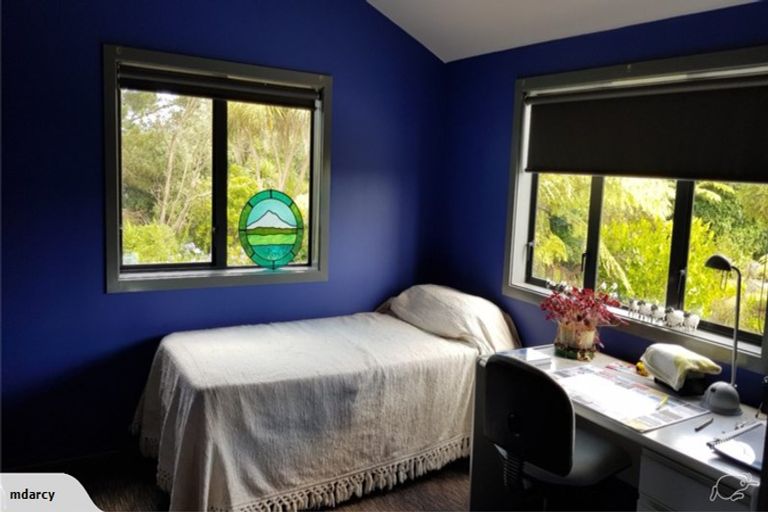 Photo of property in 2 High Road, Hawera, 4610