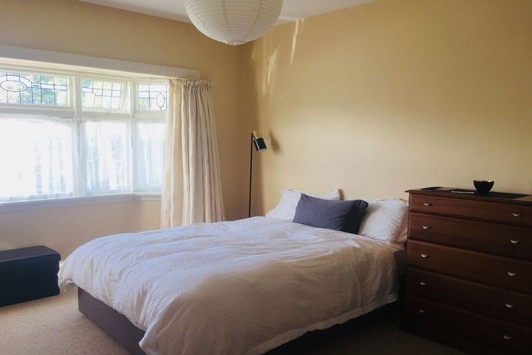 Photo of property in 9 Martin Avenue, Beckenham, Christchurch, 8023