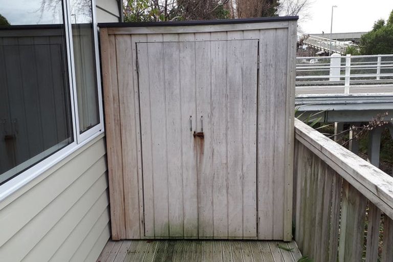 Photo of property in 6 Melville Street, Tawa, Wellington, 5028