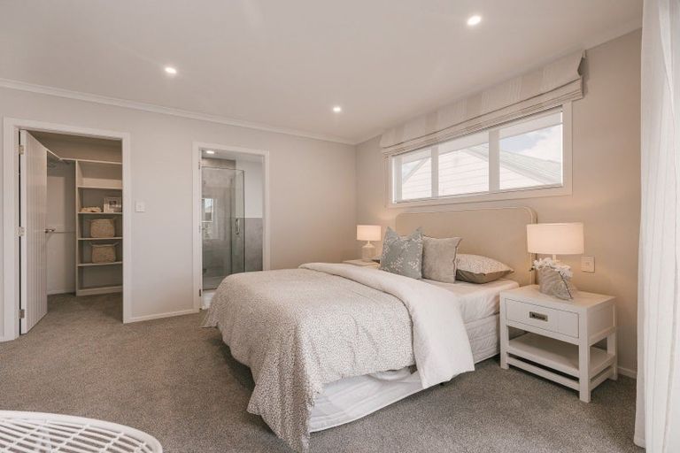 Photo of property in 27 Daniel Place, Kelvin Grove, Palmerston North, 4414