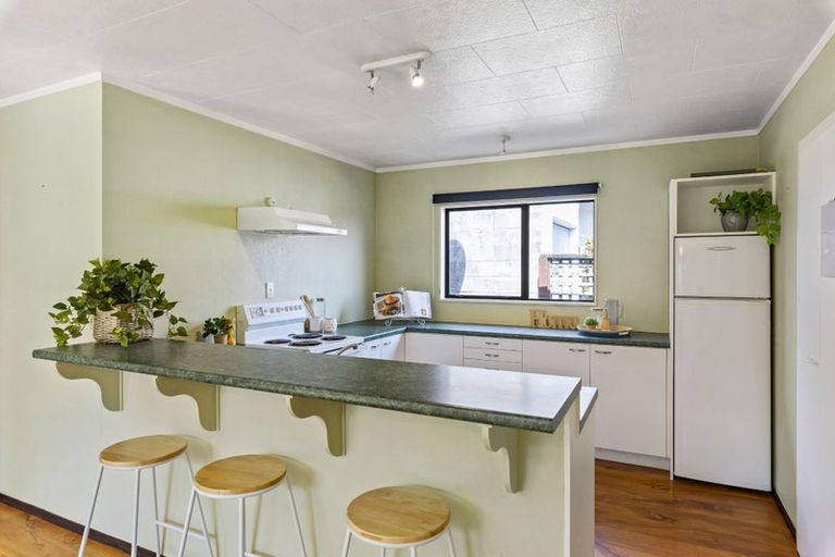 Photo of property in 176 Matai Road, Raumati Beach, Paraparaumu, 5032