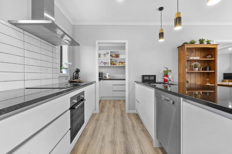 Photo of property in 13/15 Onukutara Place, Huntington, Hamilton, 3281