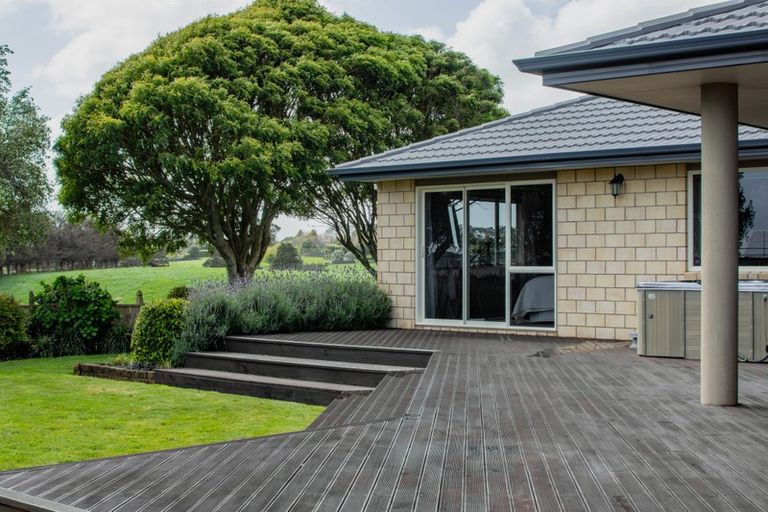 Photo of property in 1165a Devon Road, Bell Block, New Plymouth, 4373