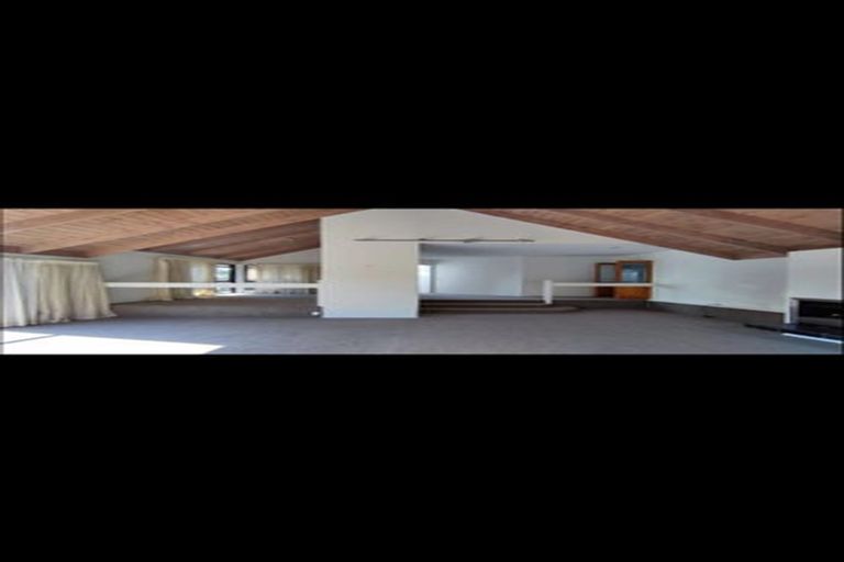 Photo of property in 62 Newhaven Terrace, Mairangi Bay, Auckland, 0630