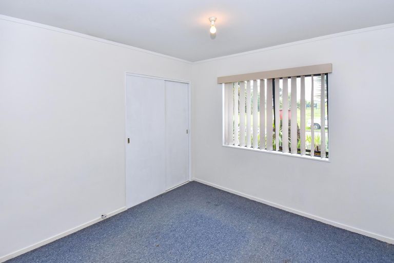 Photo of property in 34 Frank Bunce Grove, Flat Bush, Auckland, 2019