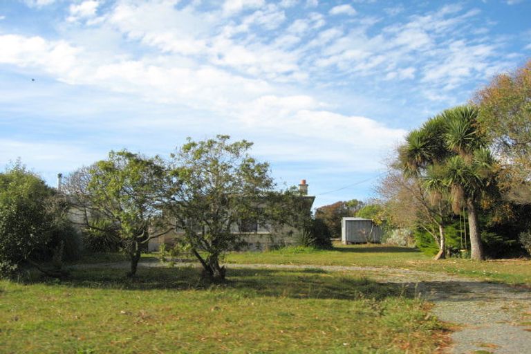 Photo of property in 37 Burnett Street, Kakanui, Oamaru, 9495