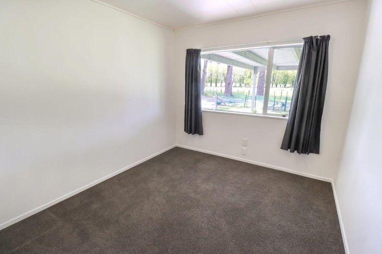 Photo of property in 213 Green Road, Awahuri, Palmerston North, 4476