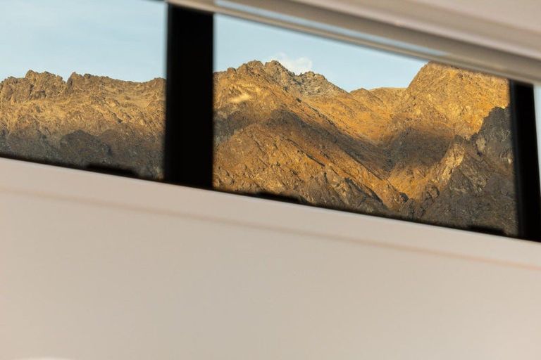 Photo of property in 5a Glenelg Lane, Jacks Point, 9371