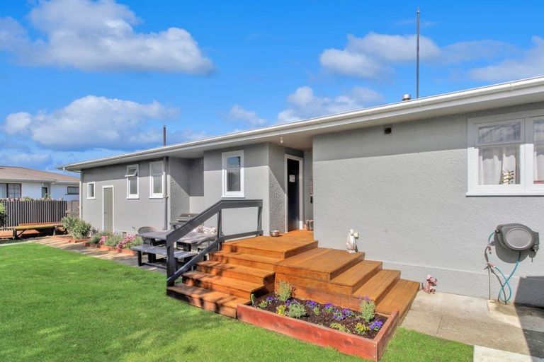 Photo of property in 75 Gordon Street, Dannevirke, 4930