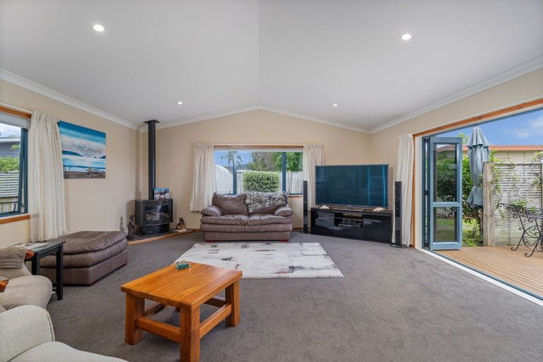 Photo of property in 19 Cobham Lane, Whitianga, 3510