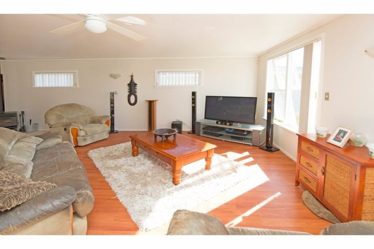 Photo of property in 11 Homestead Road, Manly, Whangaparaoa, 0930