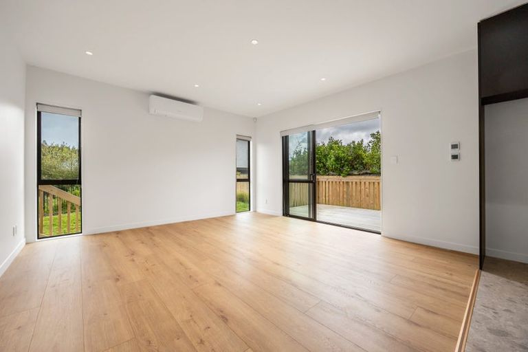 Photo of property in 40f Evelyn Place, Hillcrest, Auckland, 0627