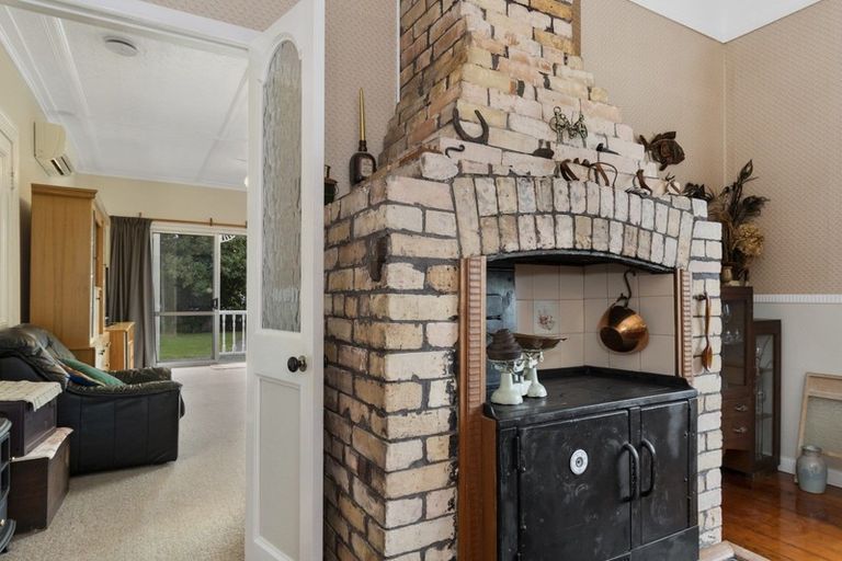 Photo of property in 75-77 Beach Road, Katikati, 3129