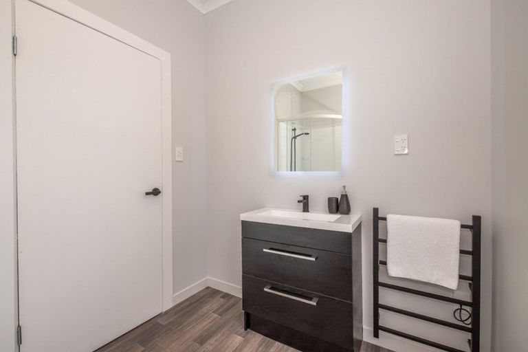 Photo of property in 96 Romilly Street, Westport, 7825