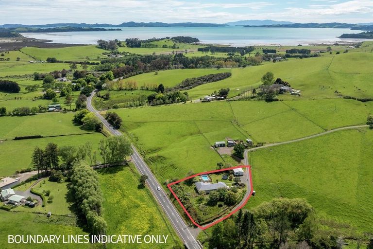 Photo of property in 731 Clevedon Kawakawa Road, Clevedon, Papakura, 2585