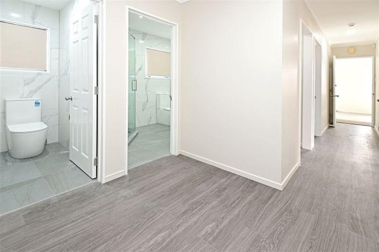 Photo of property in 1/13 Gray Avenue, Mangere East, Auckland, 2024