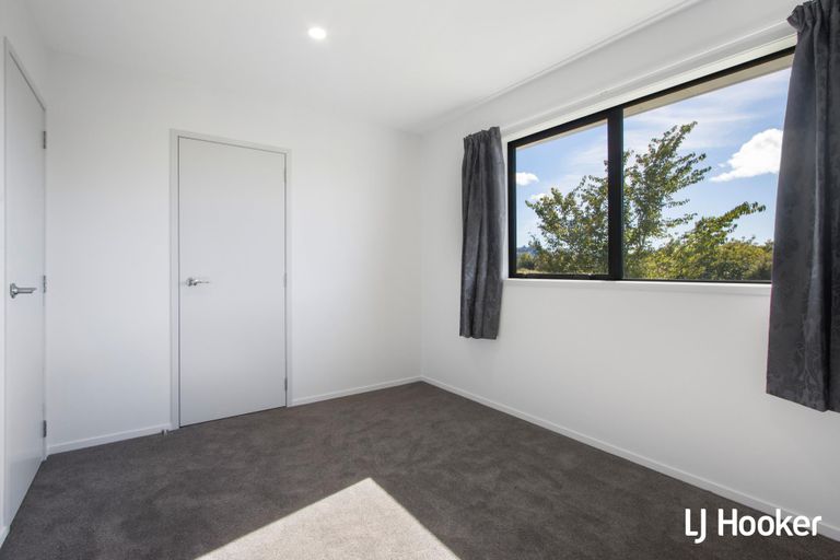 Photo of property in 46 Roberts Street, Tawa, Wellington, 5028