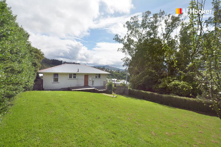 Photo of property in 157 Brockville Road, Brockville, Dunedin, 9011