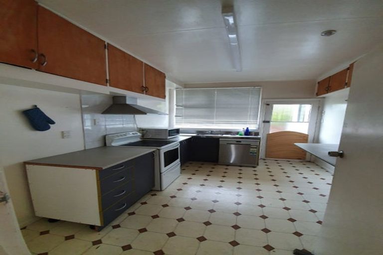 Photo of property in 26 Marshall Street, Karori, Wellington, 6012