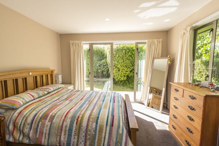 Photo of property in 2/69 Bowenvale Avenue, Cashmere, Christchurch, 8022