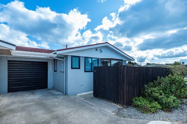 Photo of property in 1/63 Bridge Street, New Brighton, Christchurch, 8062