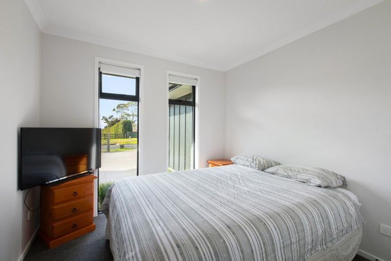 Photo of property in 25 Kayelene Place, Omokoroa, 3114