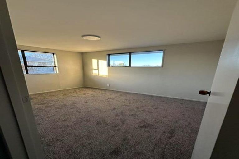 Photo of property in 12 Juniper Place, Burnside, Christchurch, 8053