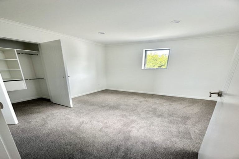 Photo of property in 4/11 Celeste Place, Totara Vale, Auckland, 0627