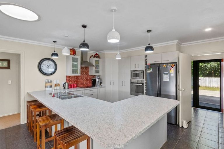 Photo of property in 10 Burnfield Way, Levin, 5510