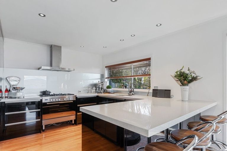 Photo of property in 168 Kawaha Point Road, Kawaha Point, Rotorua, 3010