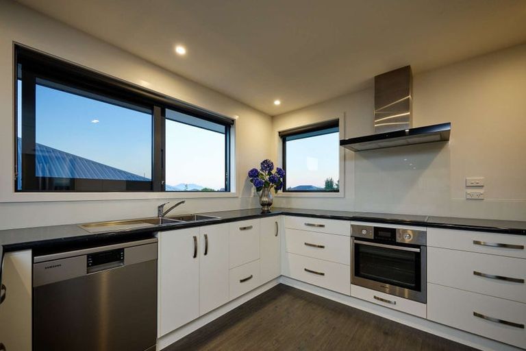 Photo of property in 6 Tauhou Place, Kaikoura, 7300