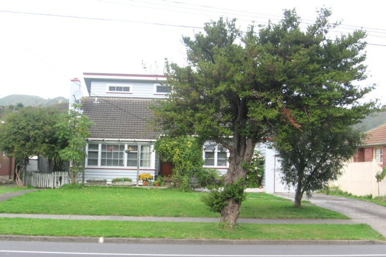 Photo of property in 192 Cambridge Terrace, Naenae, Lower Hutt, 5011